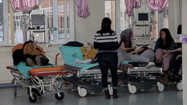 Sivasta 68 üniversite öğrencisi doğalgazdan zehirlendi