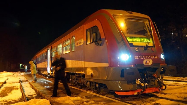 Kosova ile Sırbistan arasında tren gerginliği yaşandı