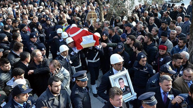 Şehit polis memuru Özdemir Aydında son yolculuğuna uğurlandı