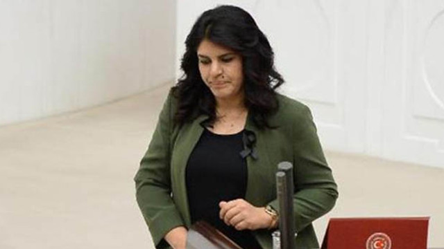 HDP milletvekili Dilek Öcalan gözaltında alındı