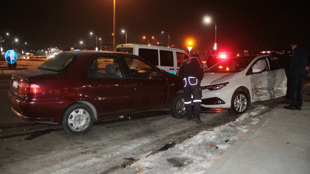 Elazığ'da trafik kazası: 6 yaralı