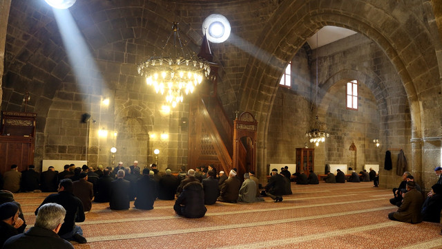 Erzurum'da şehitler için mevlit