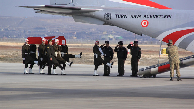 Fırat Kalkanı şehitleri için tören düzenlendi