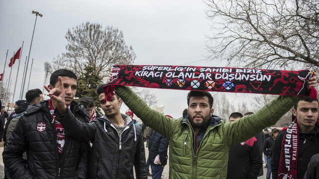 Gaziantepsporlu taraftarlardan protesto