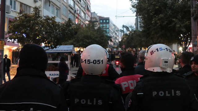 Kadıköy'de referanduma hayır eylemi