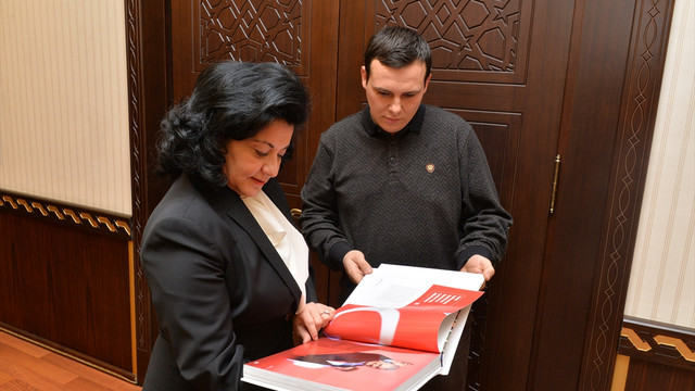 Kırklareli Valisi Civelek'e AA 2016  Yıllığı