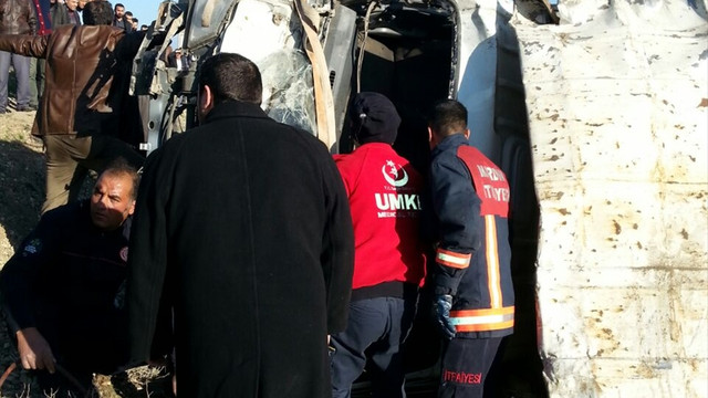 Mardin'de kamyonet şarampole devrildi: 1 ölü, 2 yaralı