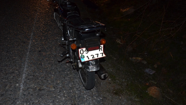 Nazilli'de motosiklet ata çarptı: 1 ölü, 2 yaralı