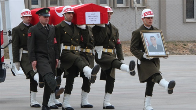 Şehit Piyade Uzman Çavuş Güngörü Denizlide binlerce kişi uğurladı