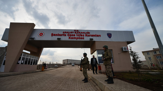 Şanlıurfa'da FETÖ davaları görülen yeni salon basına tanıtıldı