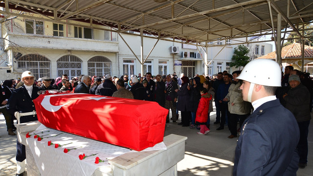 Şehit trafik polisi Öner Balıkesirde sonsuzluğa uğurlandı