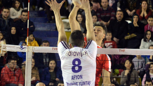 Voleybol: Efeler Ligi