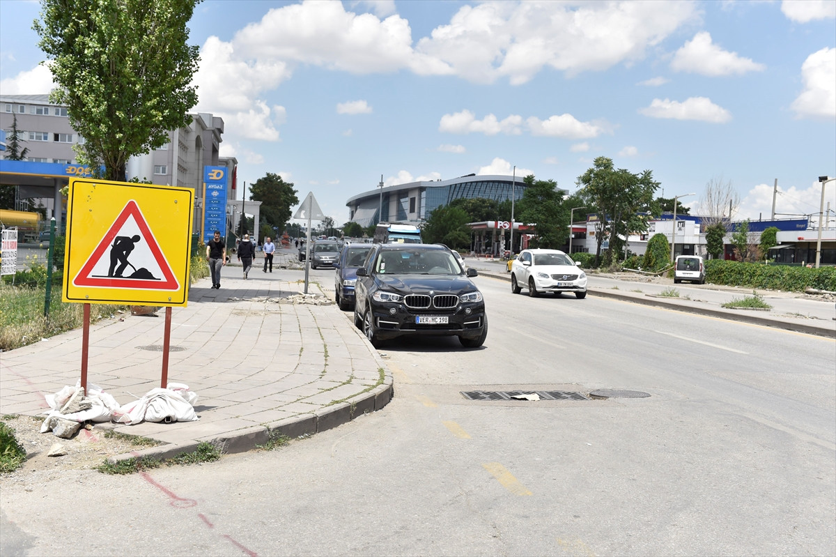 celal bayar bulvarinda yeni trafik duzeni guncel