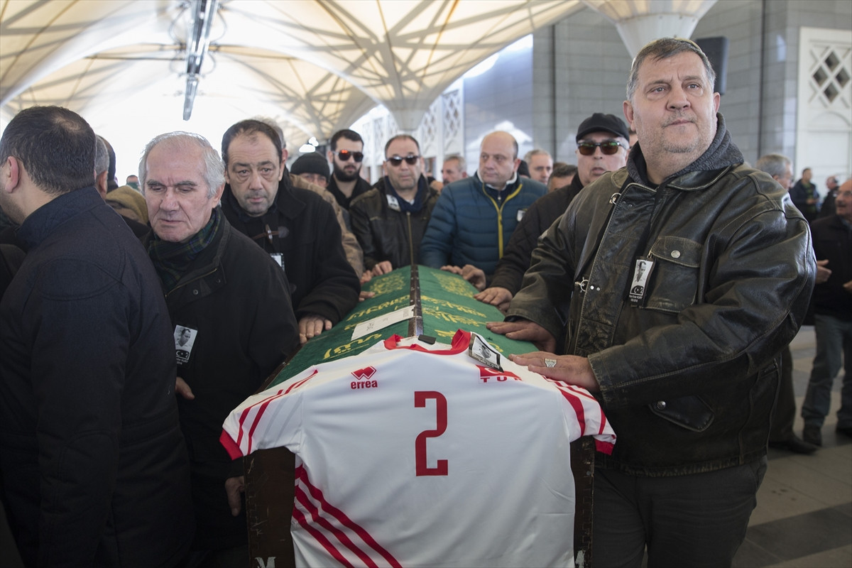 ender kurt son yolculuguna ugurlandi spor